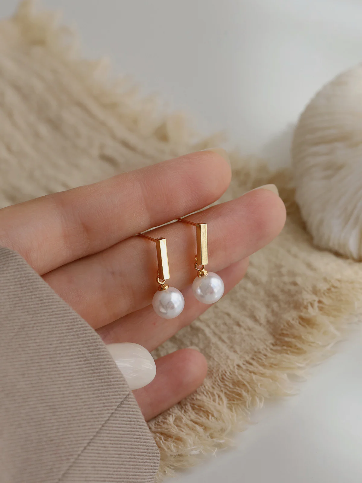 Daily Versatile Pearl Earrings Female Earrings Earrings Small and Delicate Ladies Earrings Silver Pins e016 - Image 4