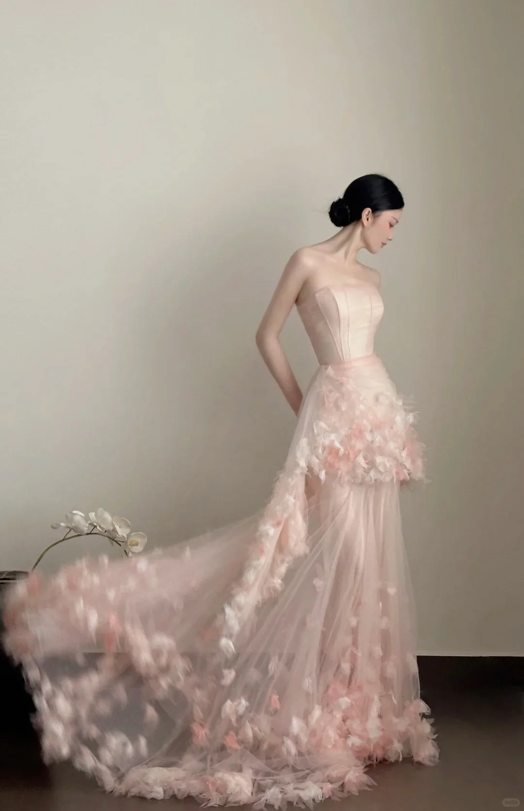Sweet Pale Pink Mermaid Tail Three-dimensional Petal Long Prom Dress Evening Dress Wedding Dress P4016 - Image 3